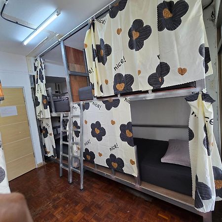 Panda Lodge Home Stay バンコク都 エクステリア 写真