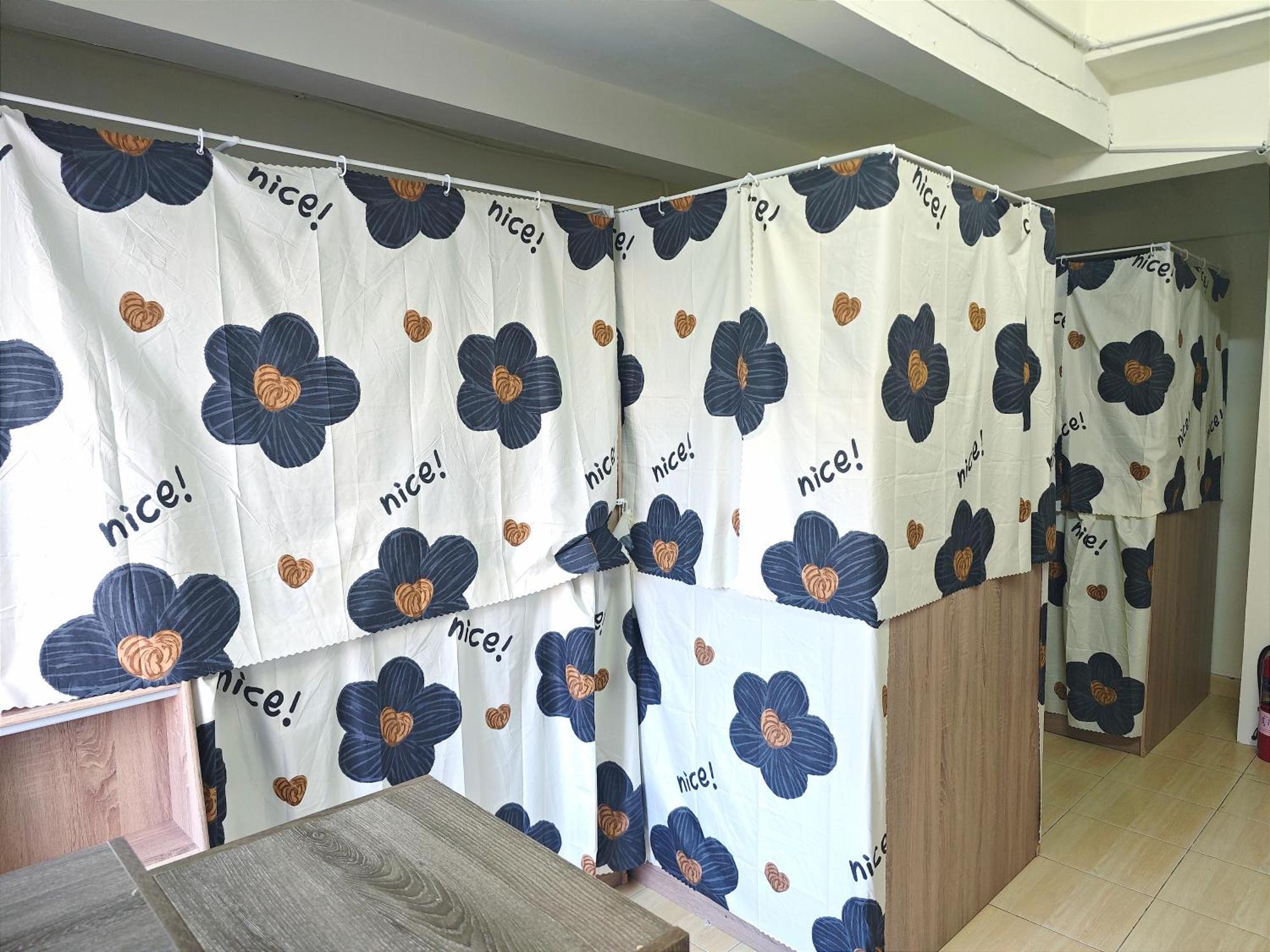 Panda Lodge Home Stay バンコク都 エクステリア 写真